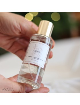 home diffuser and dried bouquet