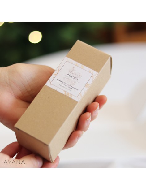 home diffuser and dried bouquet