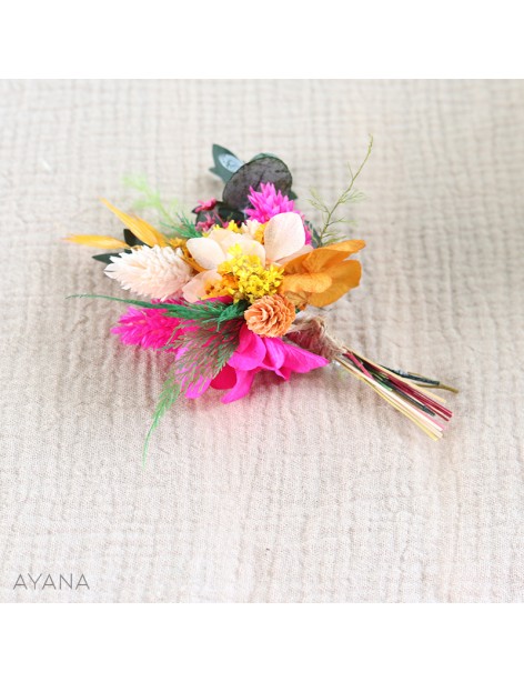Boutonniere fleurs stabilisees BRIO