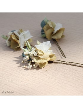 Dried flower hairpins