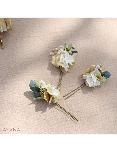 Dried flower hairpins