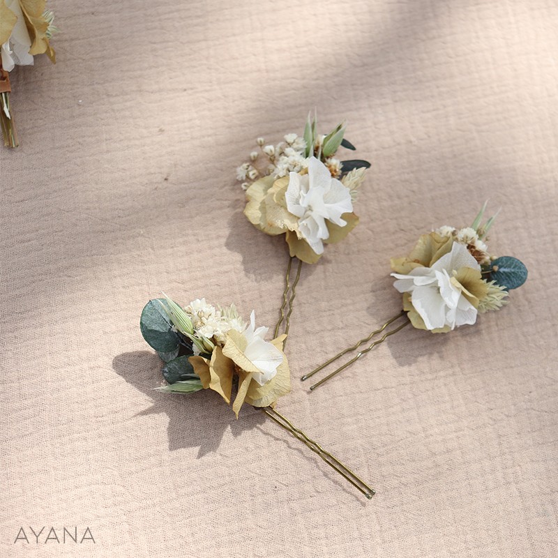 Dried flower hairpins