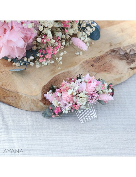 dried flowers comb