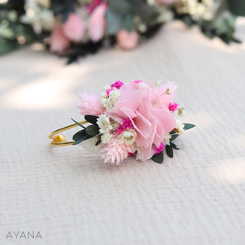 dried flower bracelet