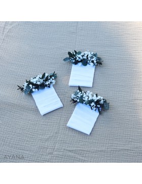 dried flowers buttonhole