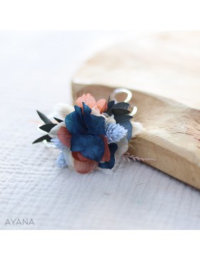 dried flowers bracelet