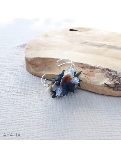 dried flowers bracelet