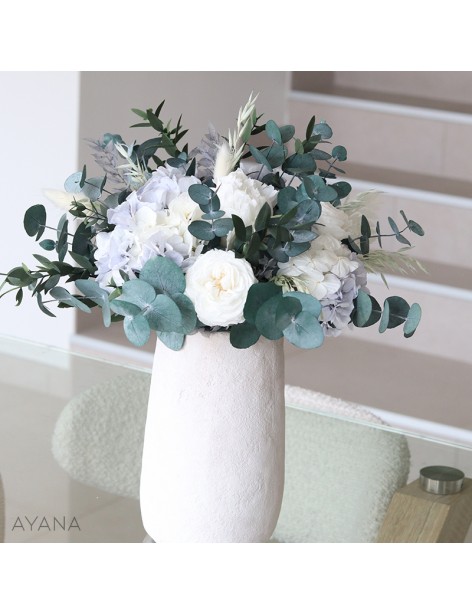 Dried flowers bouquet