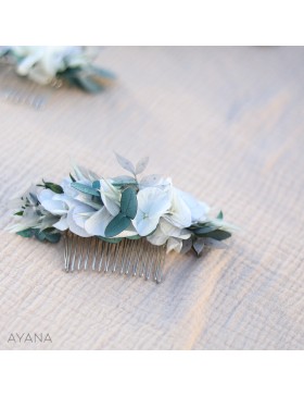 pastel blue flower comb