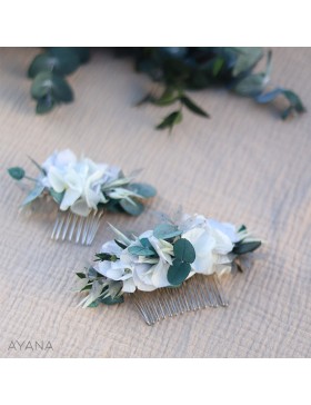 pastel blue flower comb