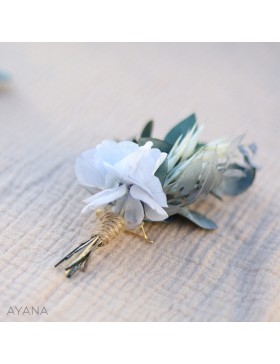 Preserved flowers buttonhole