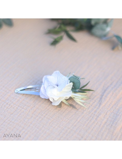 preserved flowers hairclip blue and white