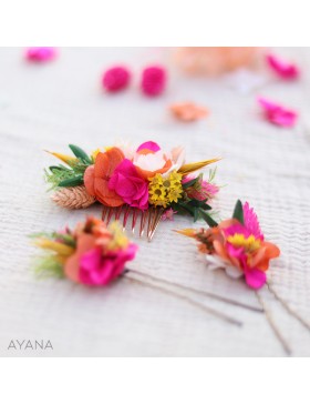 Fuchsia and orange preserved flowers hair comb
