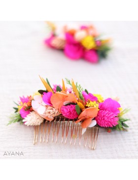 Fuchsia and orange preserved flowers hair comb