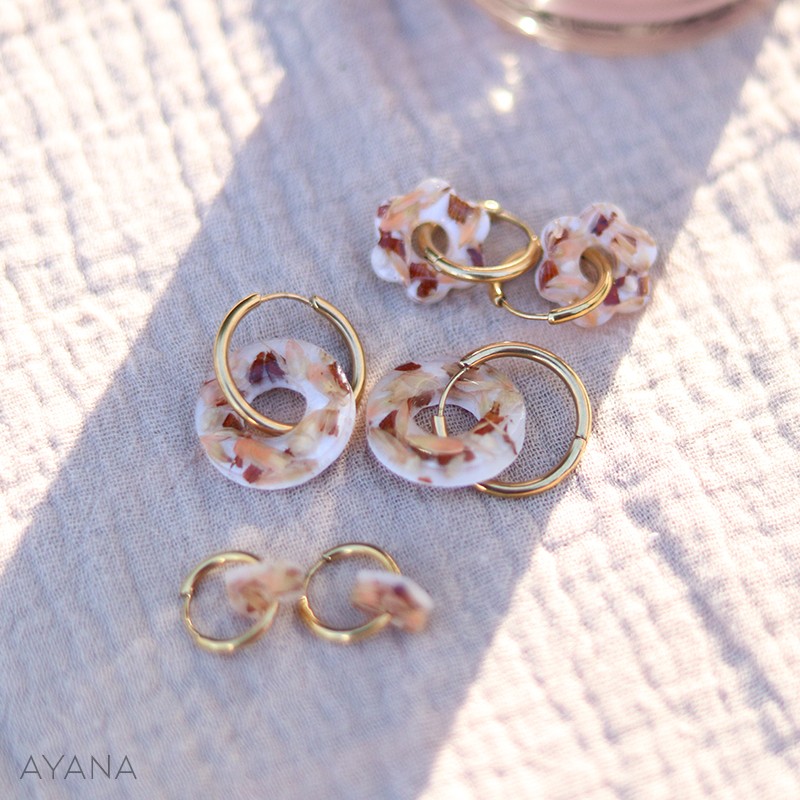 resin earrings with flowers terracotta and peach