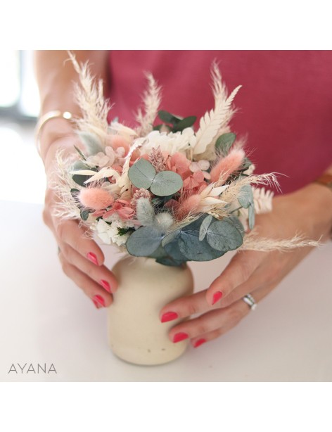 Coffret fete des meres avec vase en jesmonite et bouquet fleurs séchées