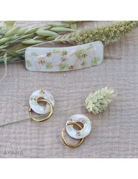 Resin hair clip with flowers