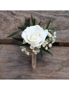 Boutonniere de fleurs rencontre