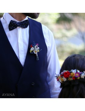 Boutonniere en fleurs stabilisees creativite