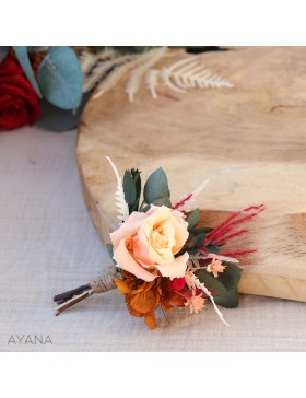 Boutonniere en fleurs stabilisees vertige