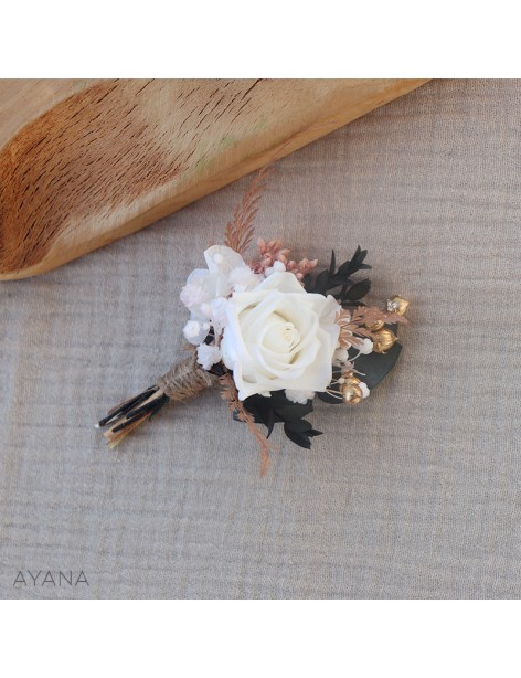 "Candeur" Buttonhole