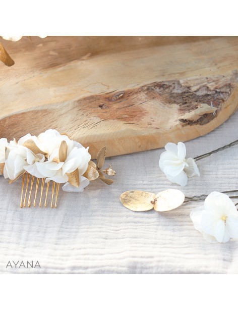 Peigne et boutonniere fleurs stabilisees Diane