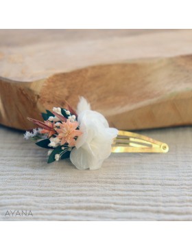 Barrette a cheveux clic clac en fleurs stabilisees ROSITA