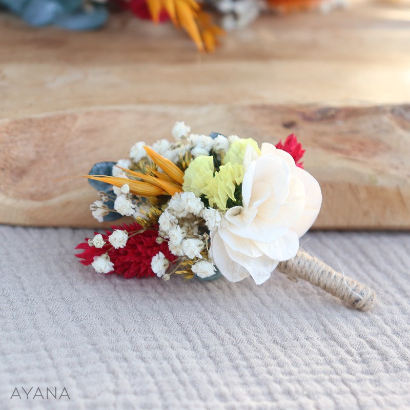 Boutonniere MINUTIE en fleurs stabilisees