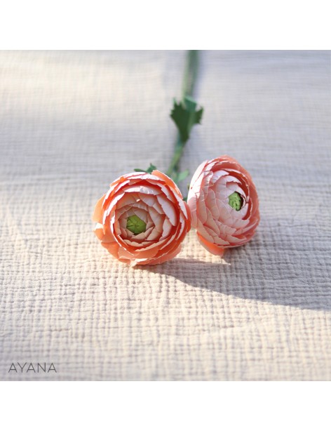 Bouquet renoncules papier rose