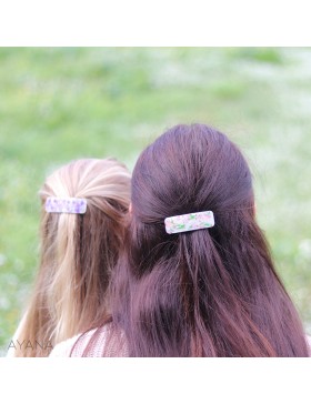 Barrette en resine epoxy fleurs stabilisees LEONIE
